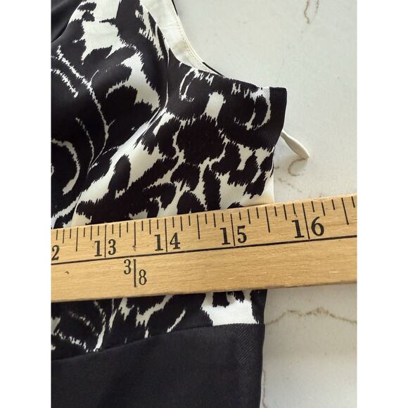 Ann Taylor Loft Floral Sleeveless Dress Size 4P Black White Brocade Design - Picture 6 of 11